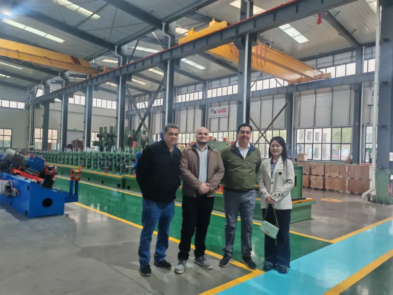 Customer from Mexico visiting the Tengtian works — 127 × 6 mm construction tube