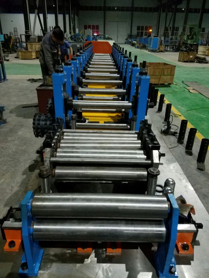 Cold Roll Forming Machine for C, Z and Omega Purlins