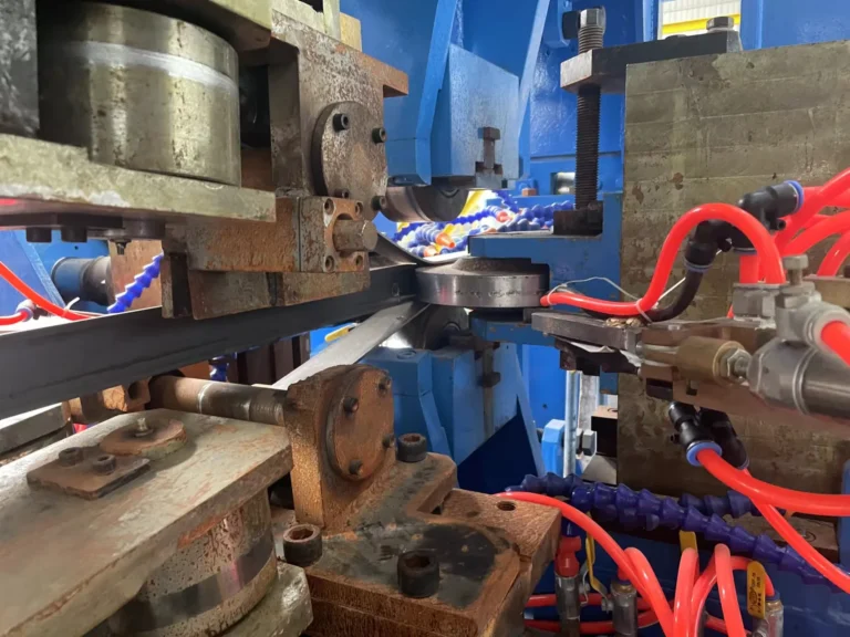 H beam production line assembling and welding steel sections to GOST standard