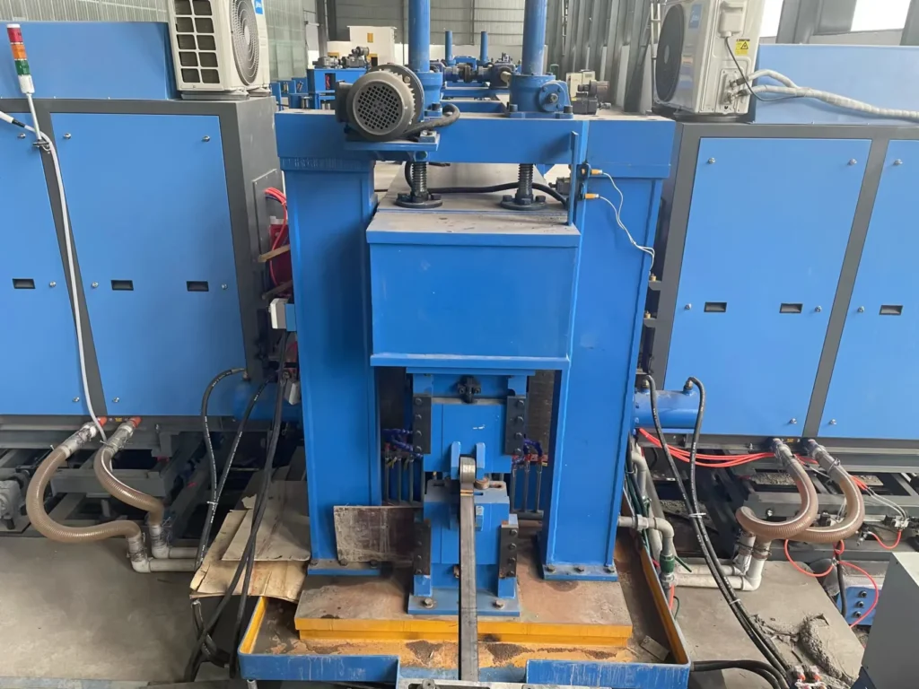 H beam welding machine line with gantry welder inside steel structure workshop