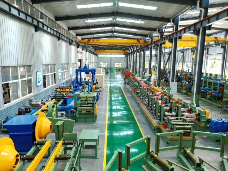 Workshop bay with several tube mill lines