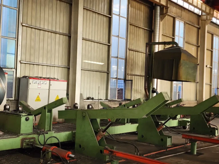 Spiral welded pipe mill